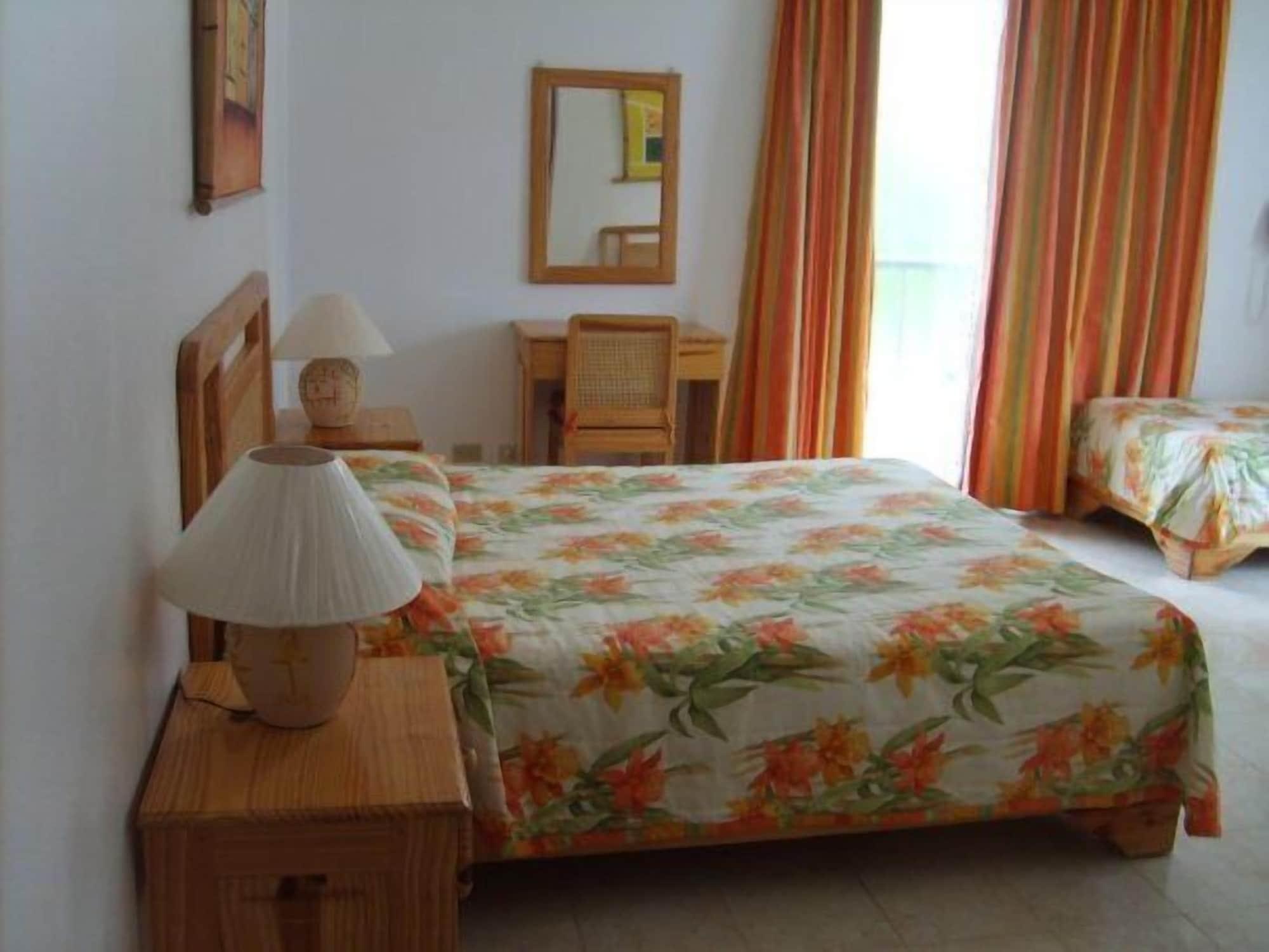 Hotel Angel Gabriel بوكا شيكا المظهر الخارجي الصورة