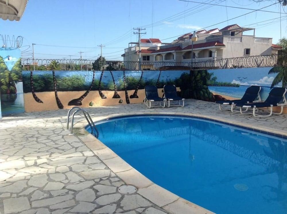 Hotel Angel Gabriel بوكا شيكا المظهر الخارجي الصورة