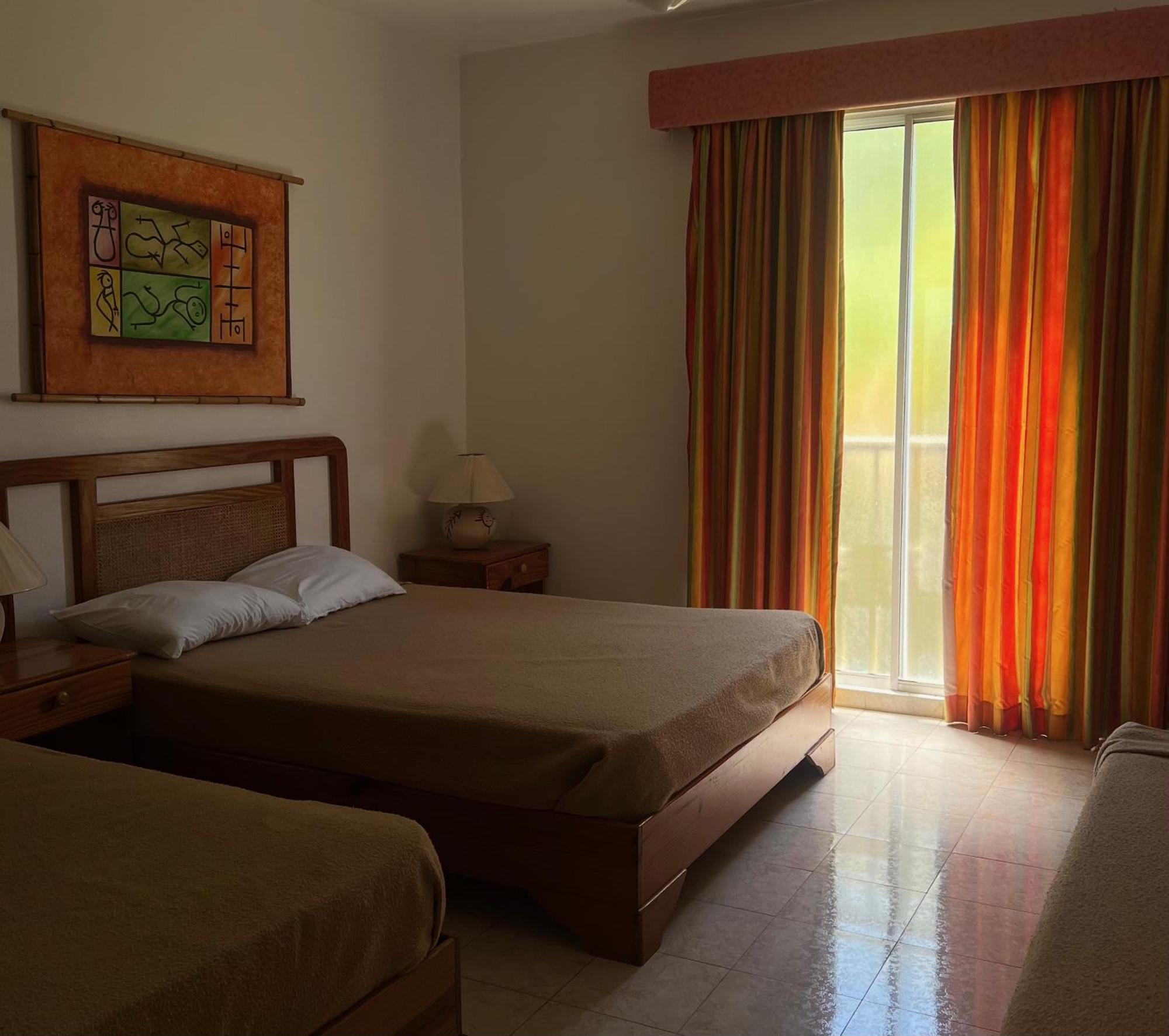 Hotel Angel Gabriel بوكا شيكا المظهر الخارجي الصورة